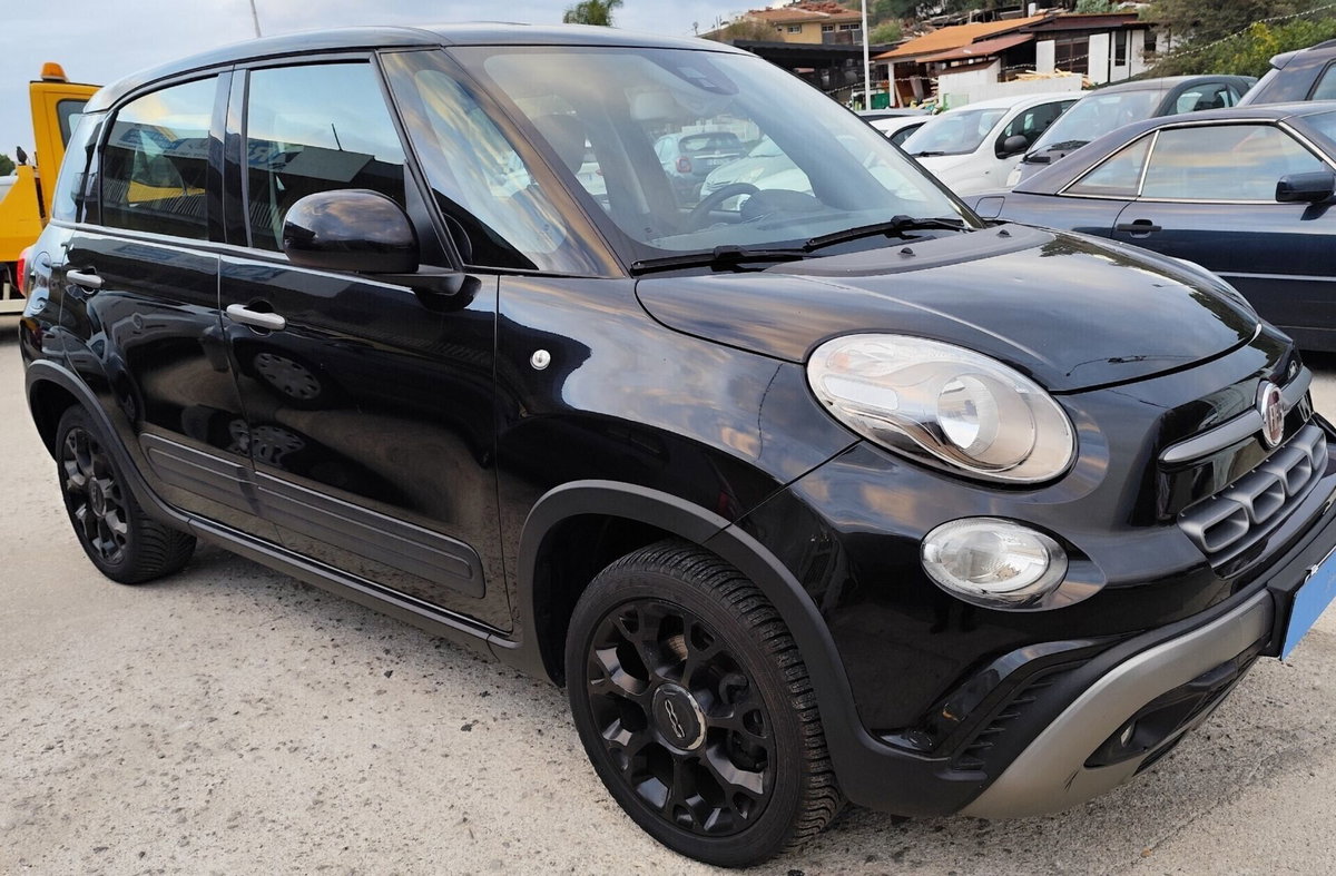 Fiat 500L 1.3 Multijet 95 CV Cross (2)