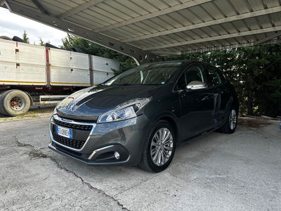 Peugeot 208 82 5 porte Allure usata