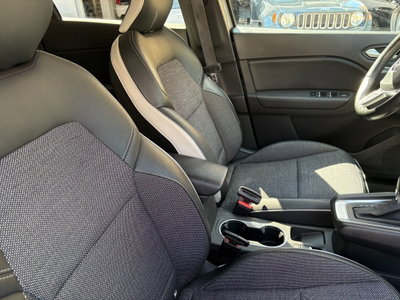 Renault Captur Blue dCi 115 CV EDC Zen (8)