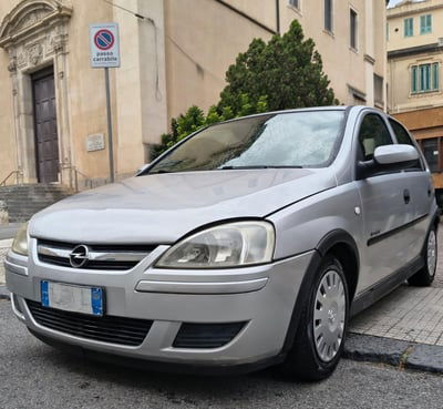 Opel Corsa 1.2i 16V cat 5 porte 'Njoy usata