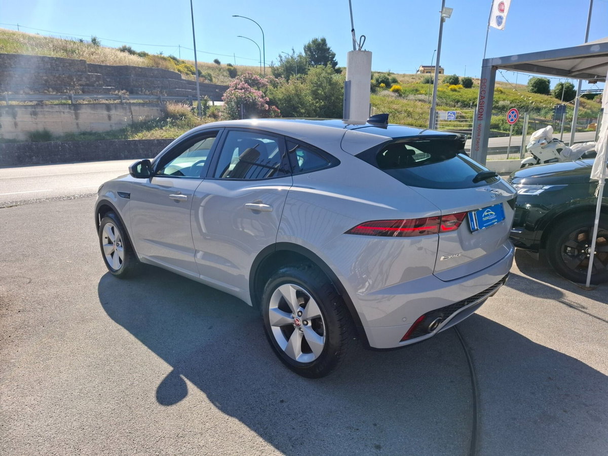 Jaguar E-Pace 2.0D 150 CV R-Dynamic S (5)
