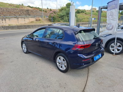 Volkswagen Golf 1.0 eTSI EVO DSG Life (3)