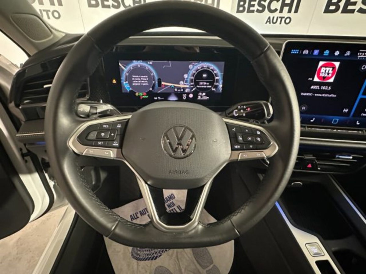 Volkswagen Passat 1.5 etsi act Business 150cv dsg (10)