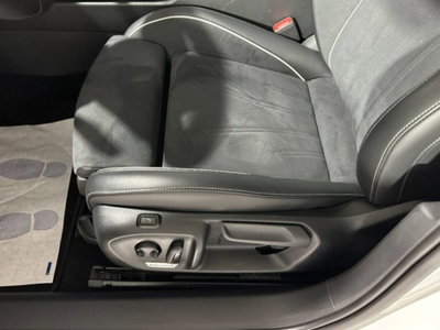 Volkswagen Passat 1.5 etsi act Business 150cv dsg (15)