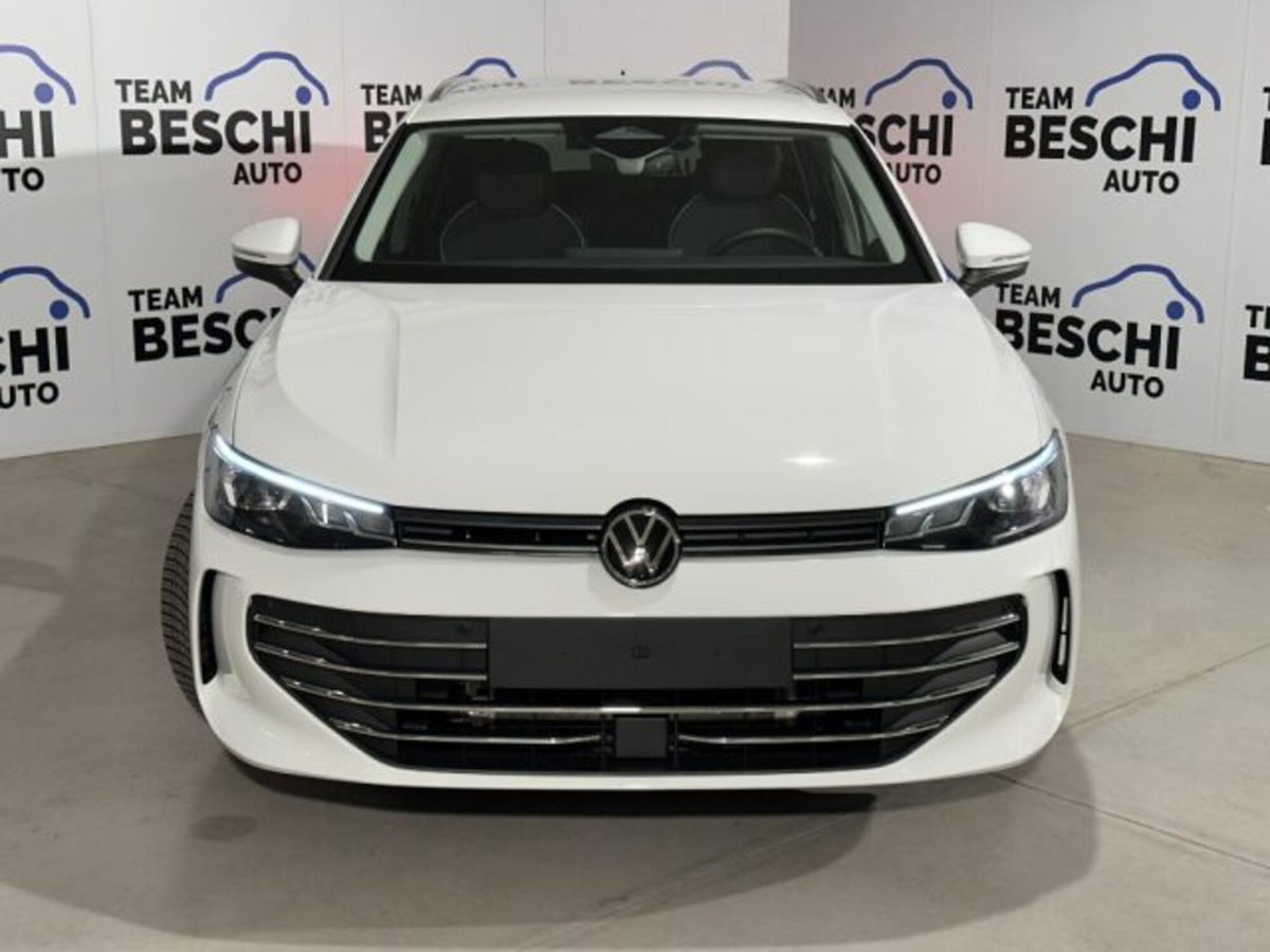 Volkswagen Passat 1.5 etsi act Business 150cv dsg (2)