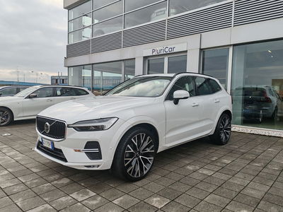 Volvo XC60 B5 AWD Geartronic Momentum Pro usata