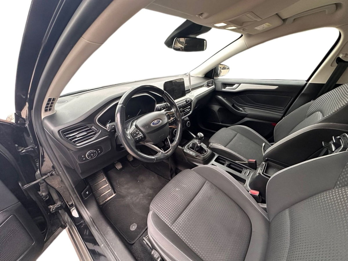 Ford Focus Station Wagon 1.5 EcoBlue 95 CV SW Business (9)