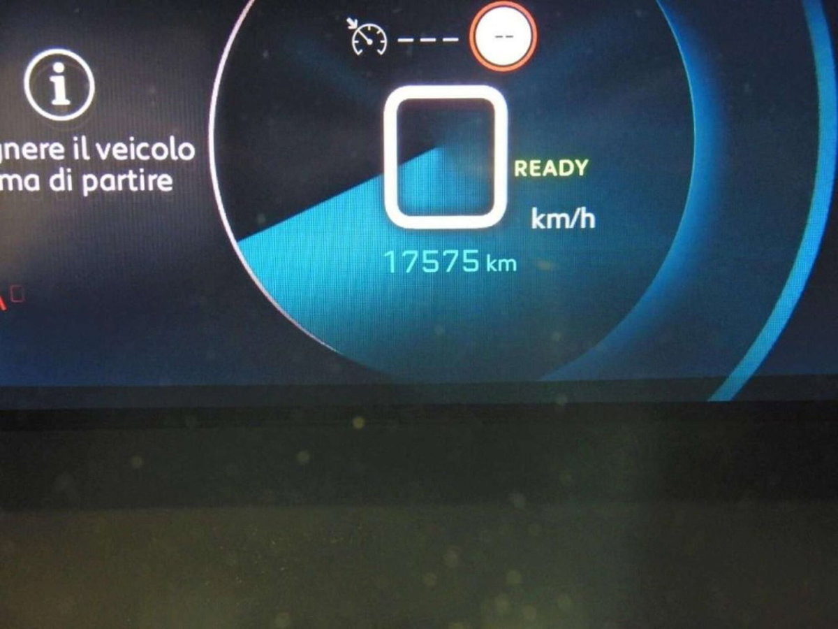 Peugeot 208 50 kWh Allure (12)