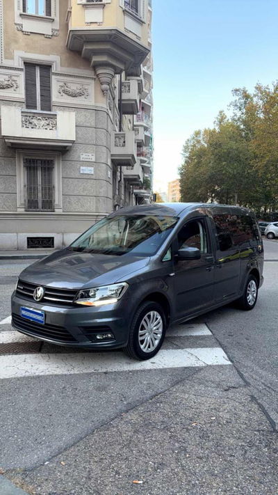 Volkswagen Caddy 1.4 TGI Trendline Maxi usata