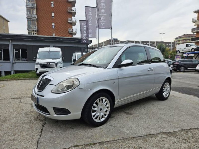Lancia Ypsilon 1.2 Argento