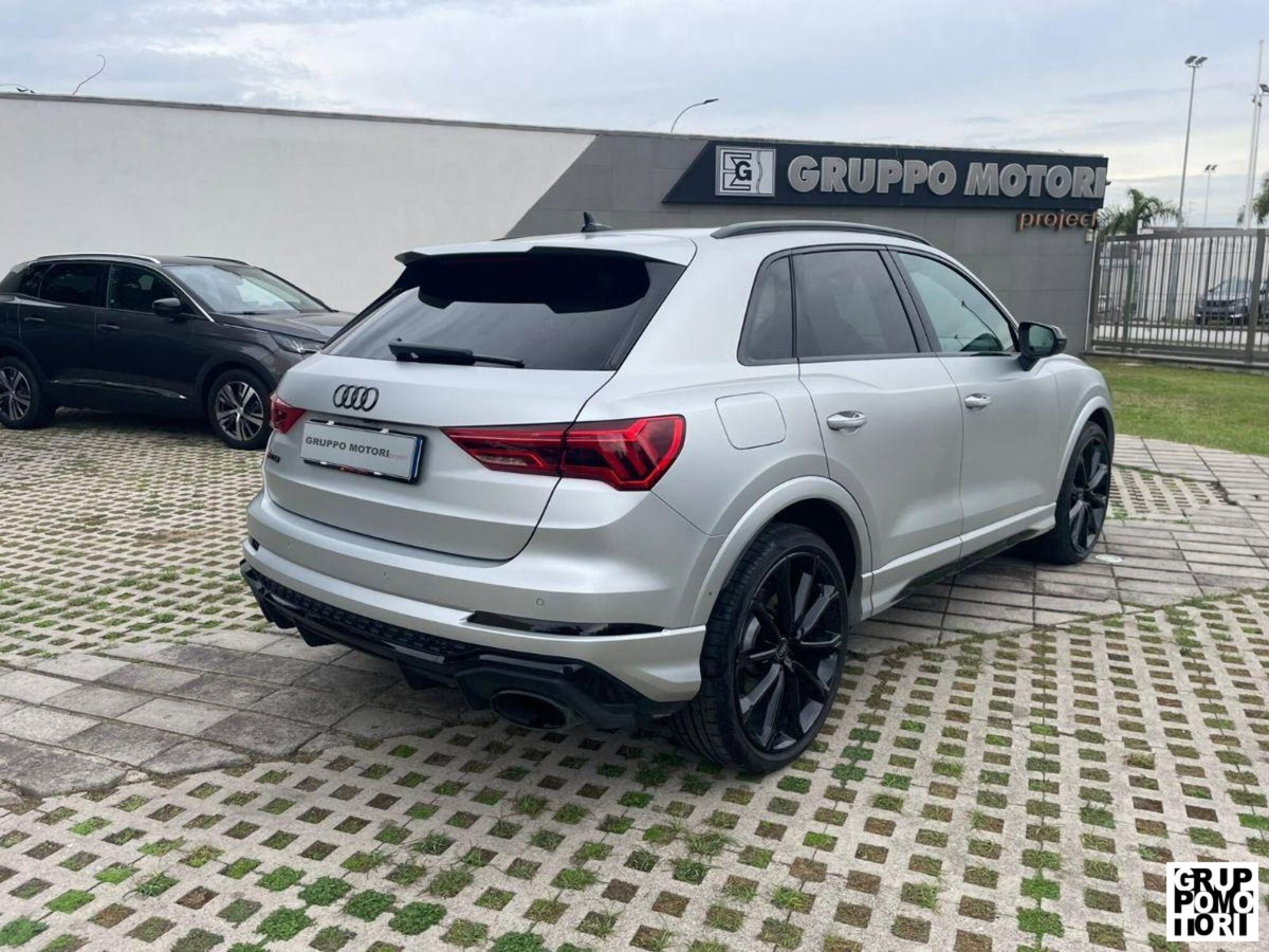 Audi RS Q3 2.5 quattro s-tronic (10)
