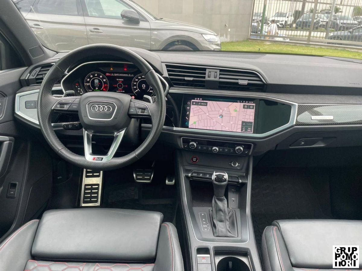 Audi RS Q3 2.5 quattro s-tronic (13)