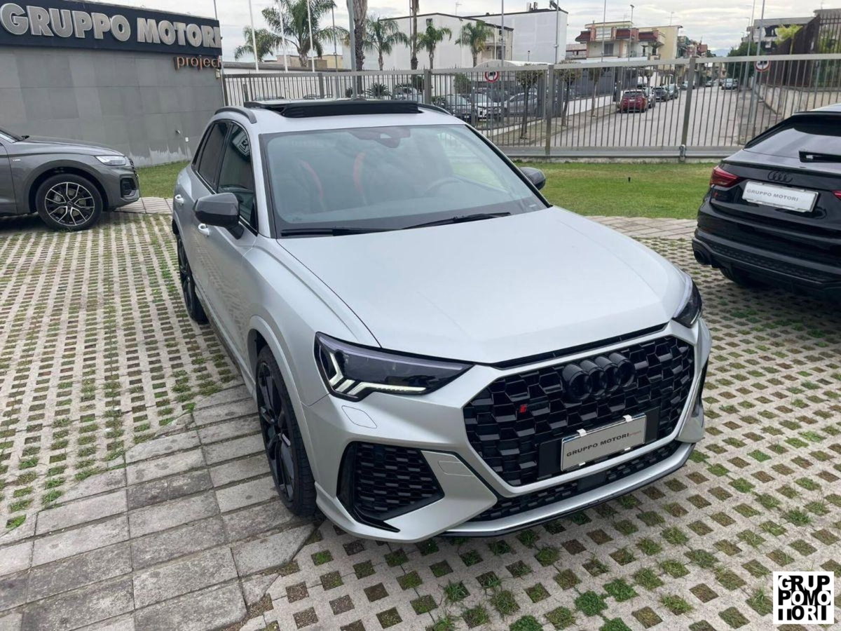 Audi RS Q3 2.5 quattro s-tronic (3)