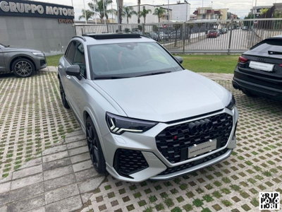 Audi RS Q3 2.5 quattro s-tronic (3)