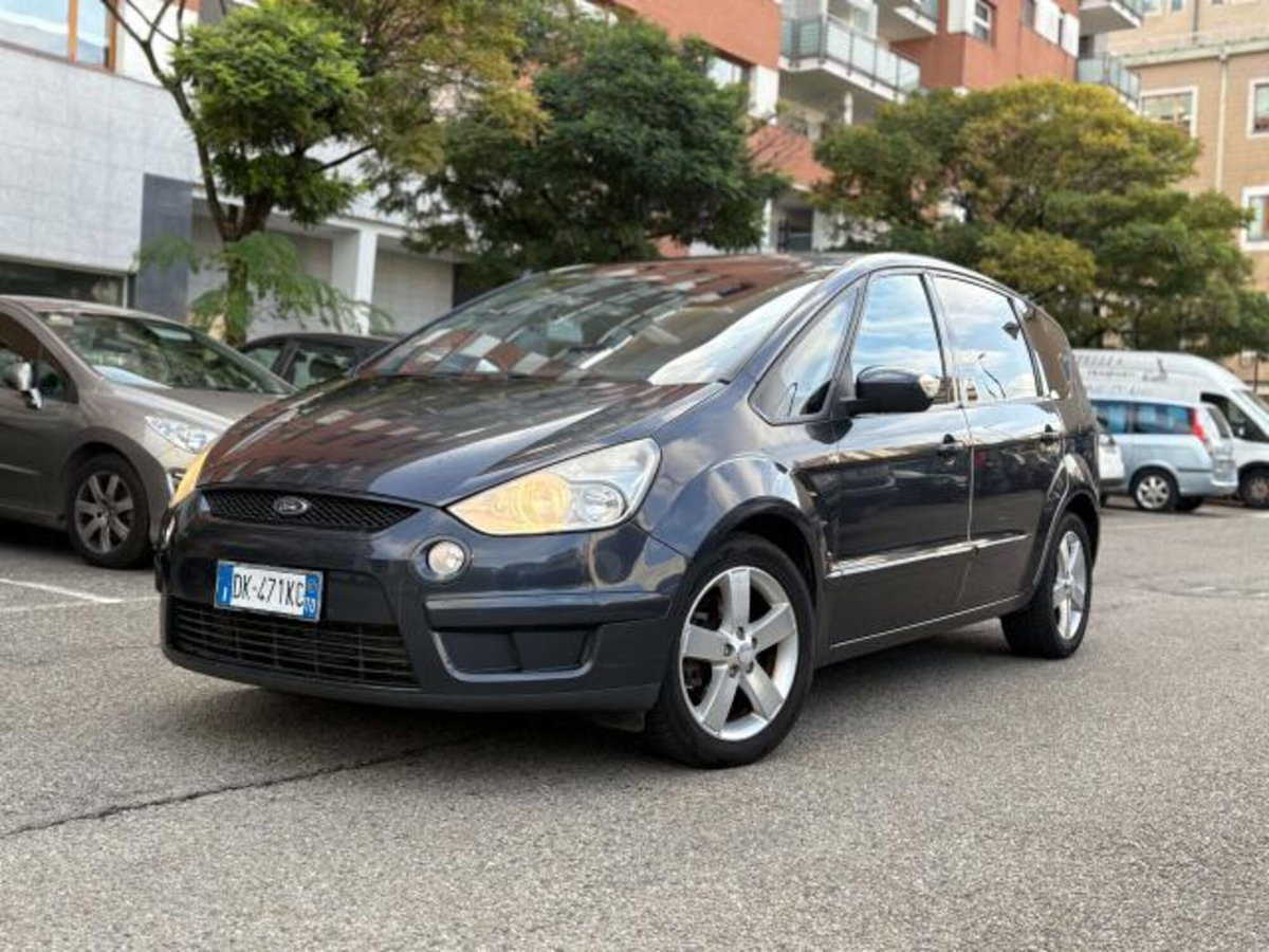 Ford S-Max 1.8 TDCi 125CV Titanium (3)