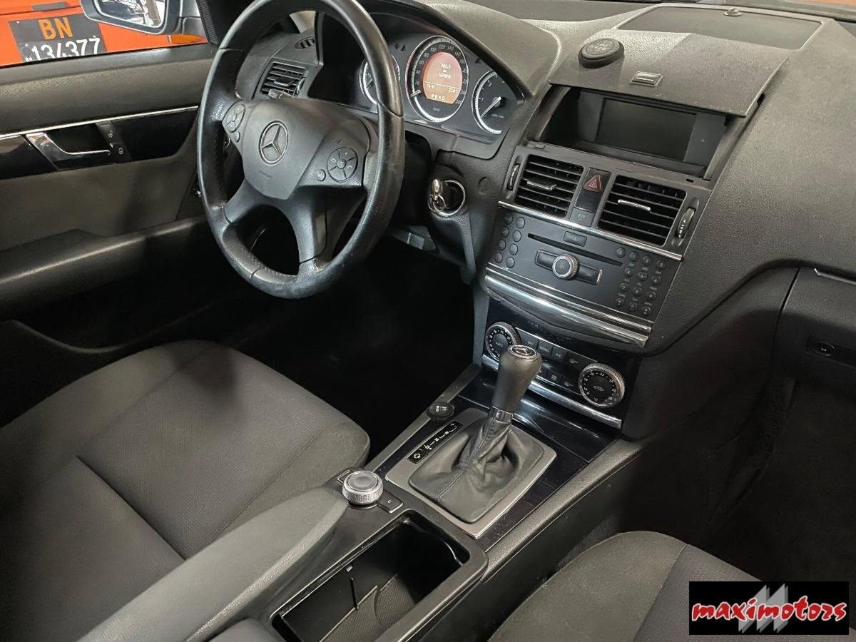 Mercedes-Benz Classe C Station Wagon 220 CDI Elegance (16)
