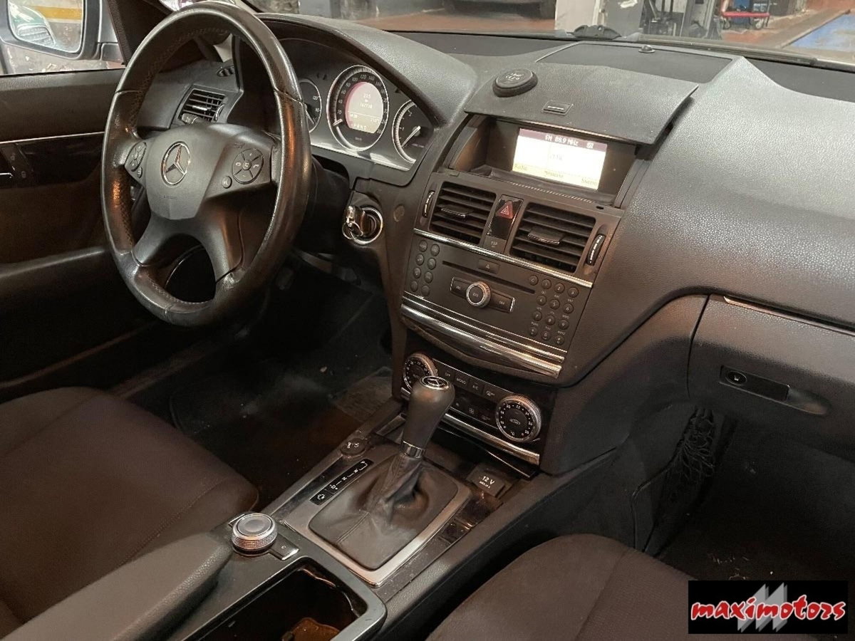 Mercedes-Benz Classe C Station Wagon 220 CDI Elegance (5)