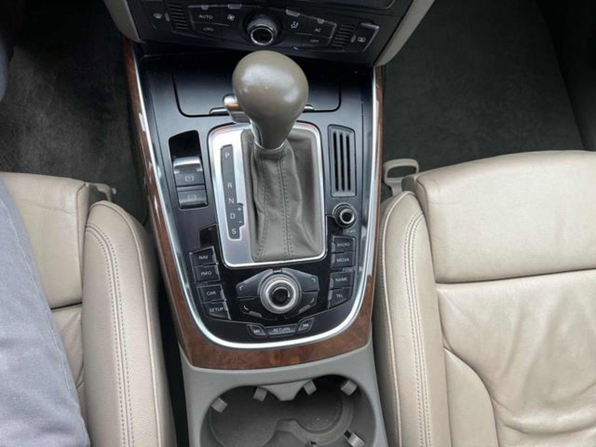 Audi Q5 2.0 TFSI 211 CV quattro S tronic (10)
