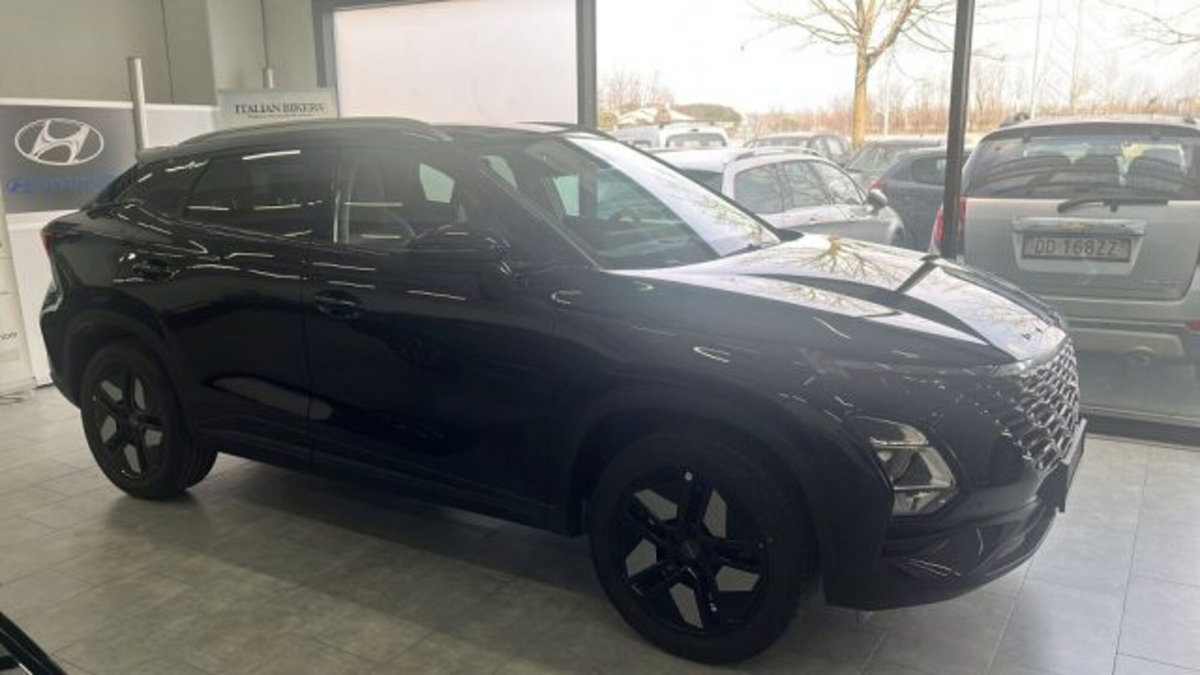 Omoda Omoda 5 SHS-H 1.5 tgdi hev Pure auto (2)
