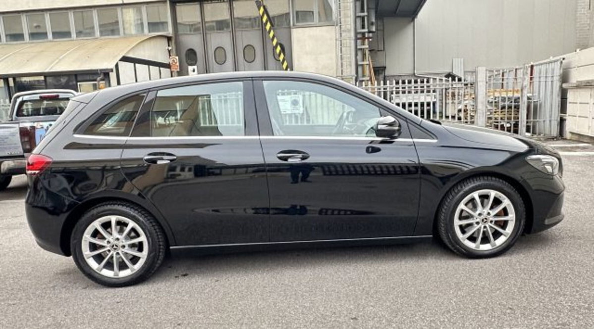 Mercedes-Benz Classe B 180 d Automatic Premium (4)