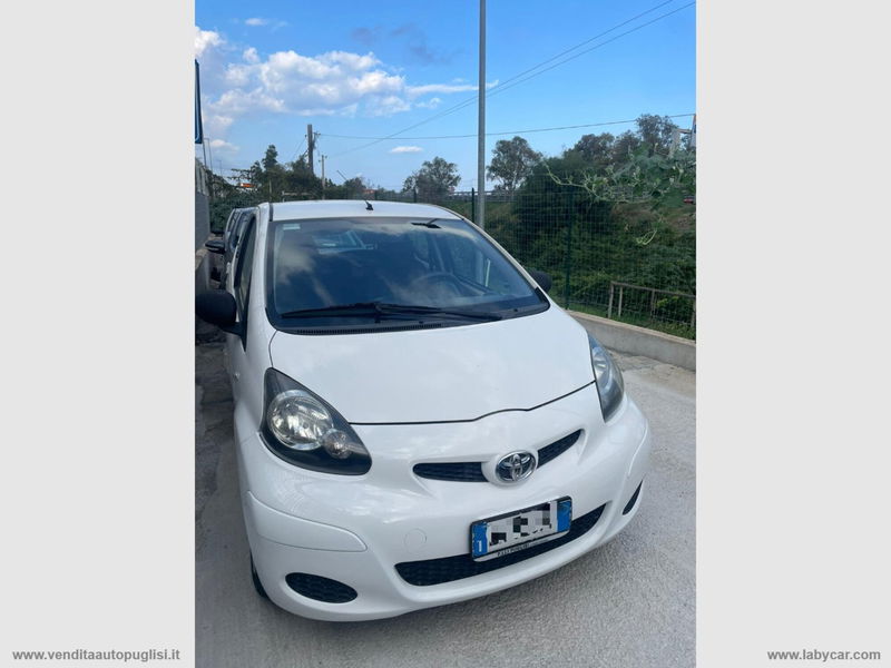 Toyota Aygo 1.0 12V VVT-i 5 porte Deep Ocean Connect