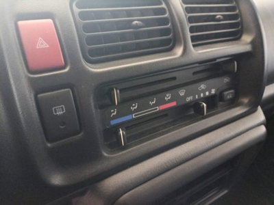 Suzuki Jimny 1.3i 16V cat 4WD JLX (12)