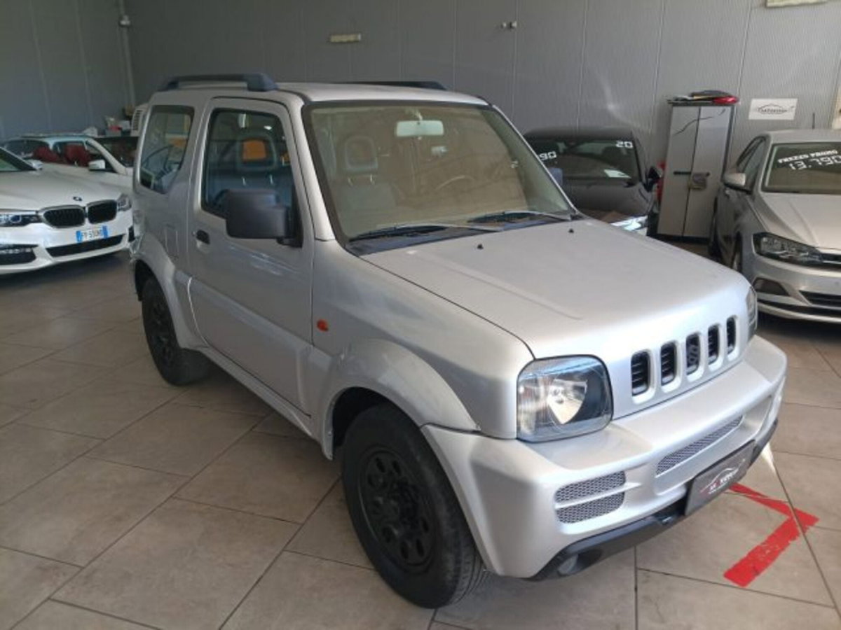 Suzuki Jimny 1.3i 16V cat 4WD JLX (3)