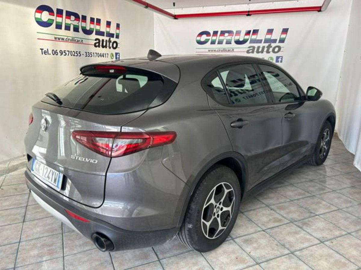Alfa Romeo Stelvio Stelvio 2.2 Turbodiesel 190 CV AT8 Q4 Super Business (4)