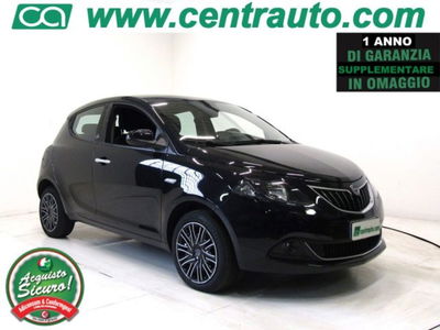 Lancia Ypsilon 1.0 FireFly 5 porte S&S Hybrid Ecochic Gold usata