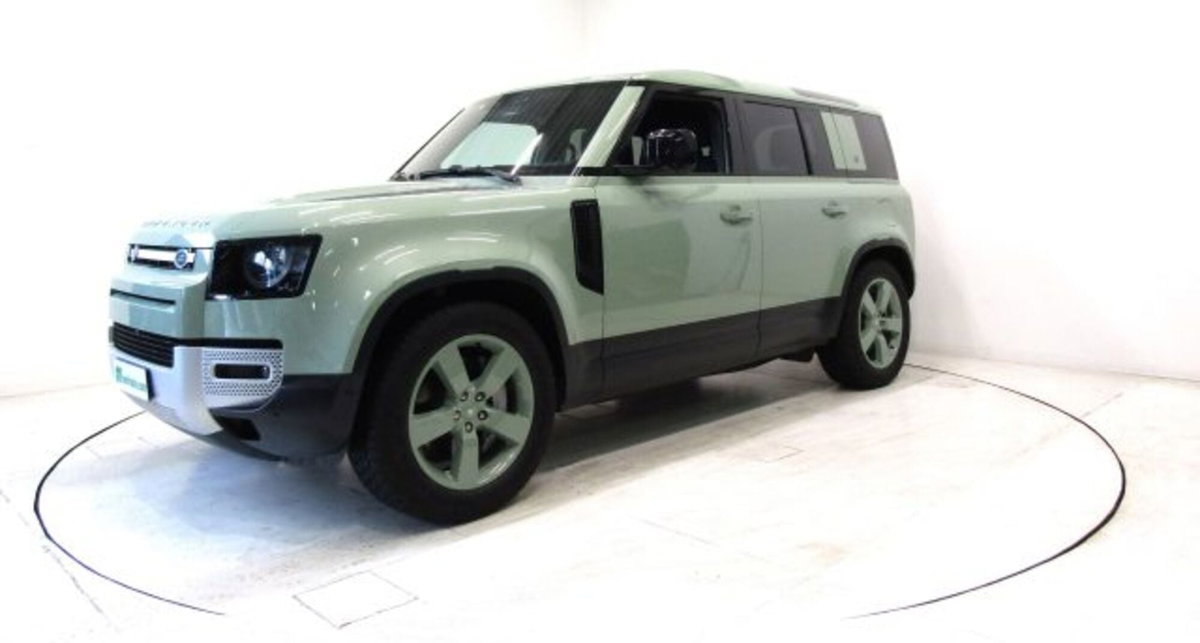 Land Rover Defender 110 2.0 Si4 PHEV 404 CV AWD Auto 75th Limited Edit. (3)
