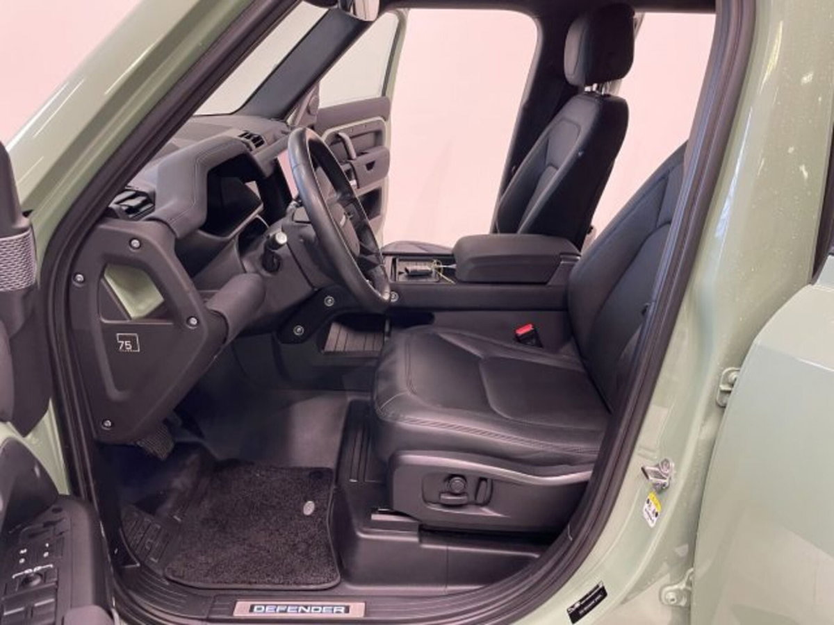 Land Rover Defender 110 2.0 Si4 PHEV 404 CV AWD Auto 75th Limited Edit. (6)