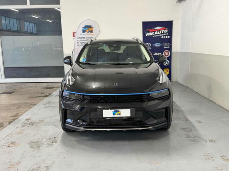 Lynk & Co 01 01 1.5 td phev