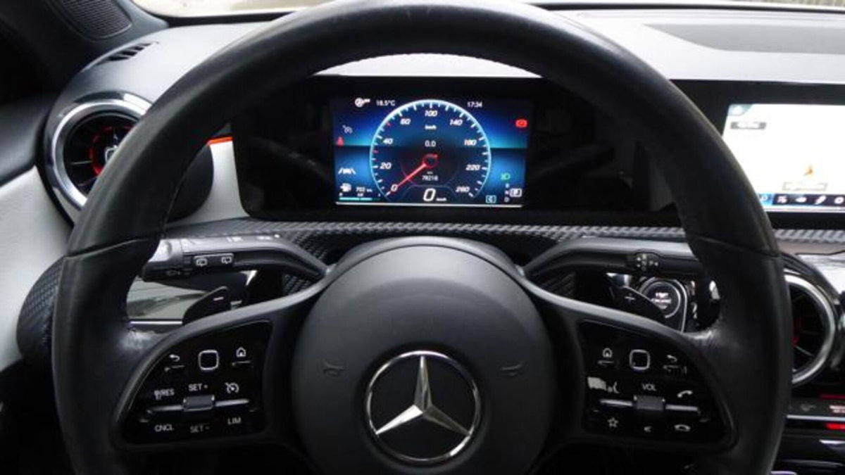 Mercedes-Benz Classe A 180 d Automatic Business (4)