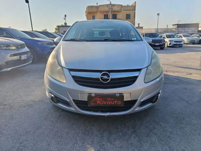 Opel Corsa 1.2 5 porte Club usata