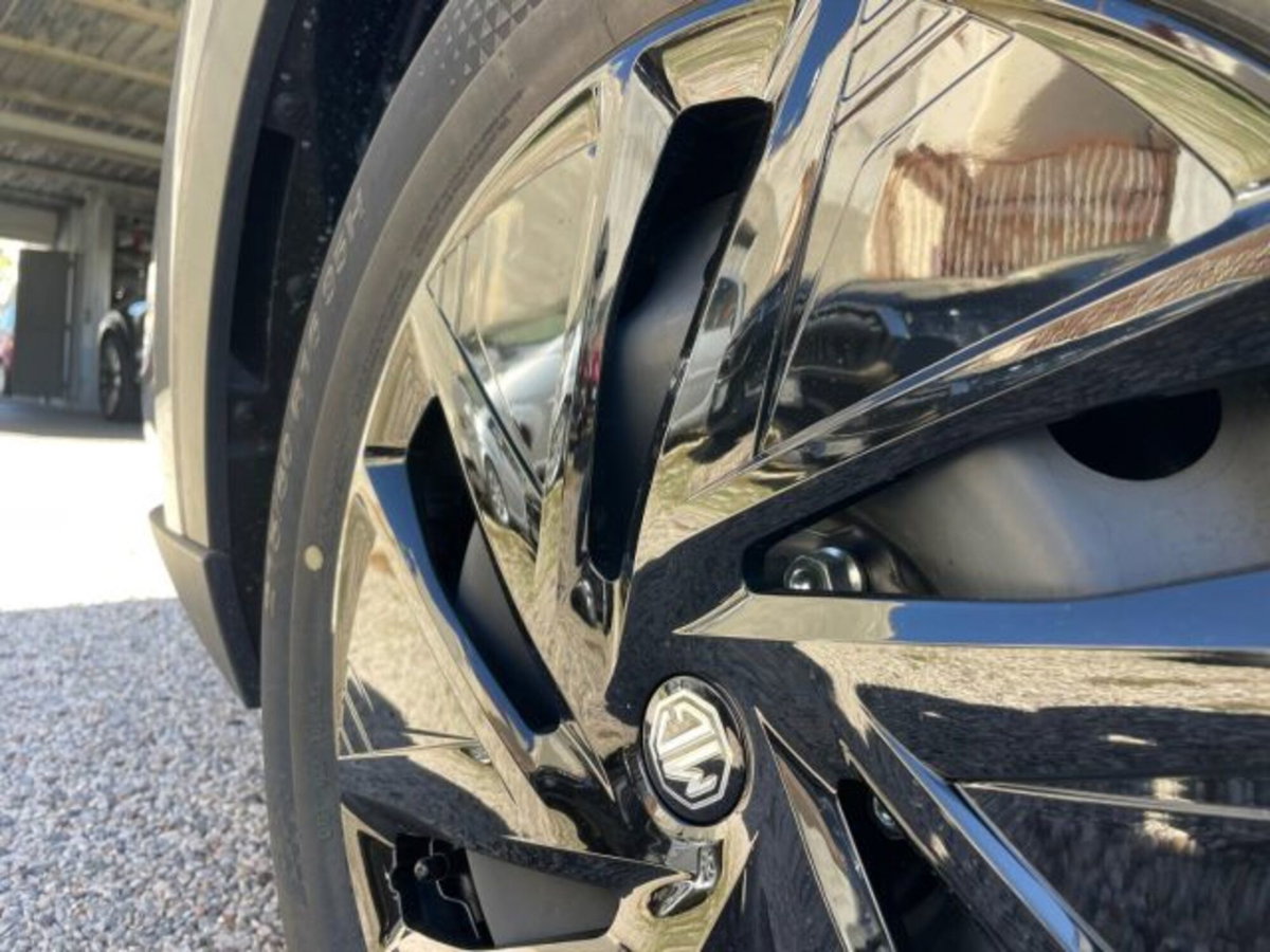 Mg ZS 1.5 Standard (7)
