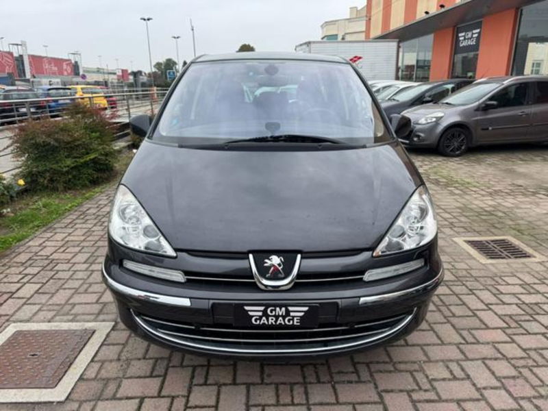 Peugeot 807 HDi 136CV Active