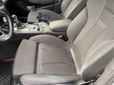 Audi A3 Sportback 2.0 TDI S tronic Business (9)