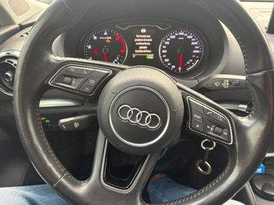 Audi A3 Sportback 2.0 TDI S tronic Business (4)