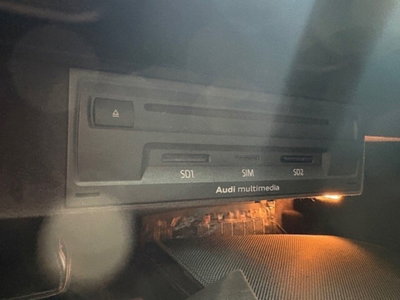 Audi A3 Sportback 2.0 TDI S tronic Business (6)