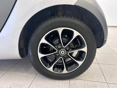 smart Fortwo 1000 52 kW MHD coupé passion (7)