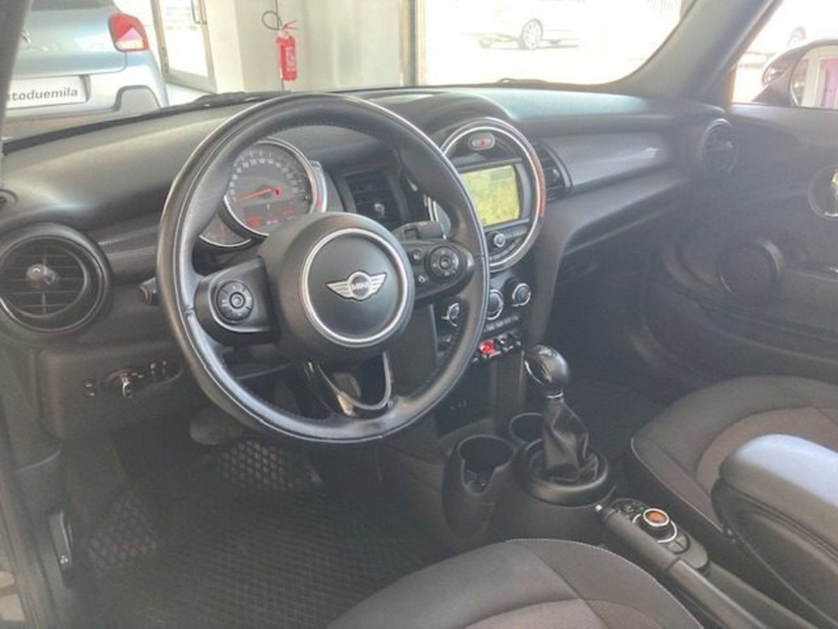 MINI Mini Cabrio 1.5 Cooper Cabrio (10)