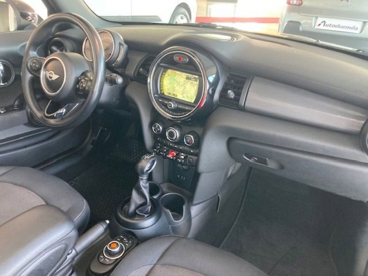 MINI Mini Cabrio 1.5 Cooper Cabrio (13)