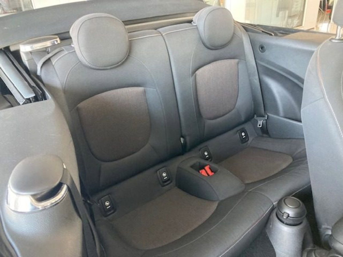 MINI Mini Cabrio 1.5 Cooper Cabrio (14)
