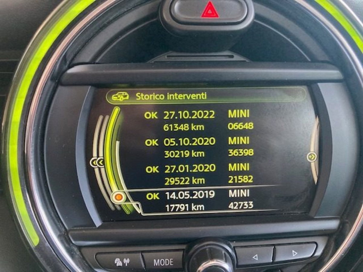 MINI Mini Cabrio 1.5 Cooper Cabrio (18)