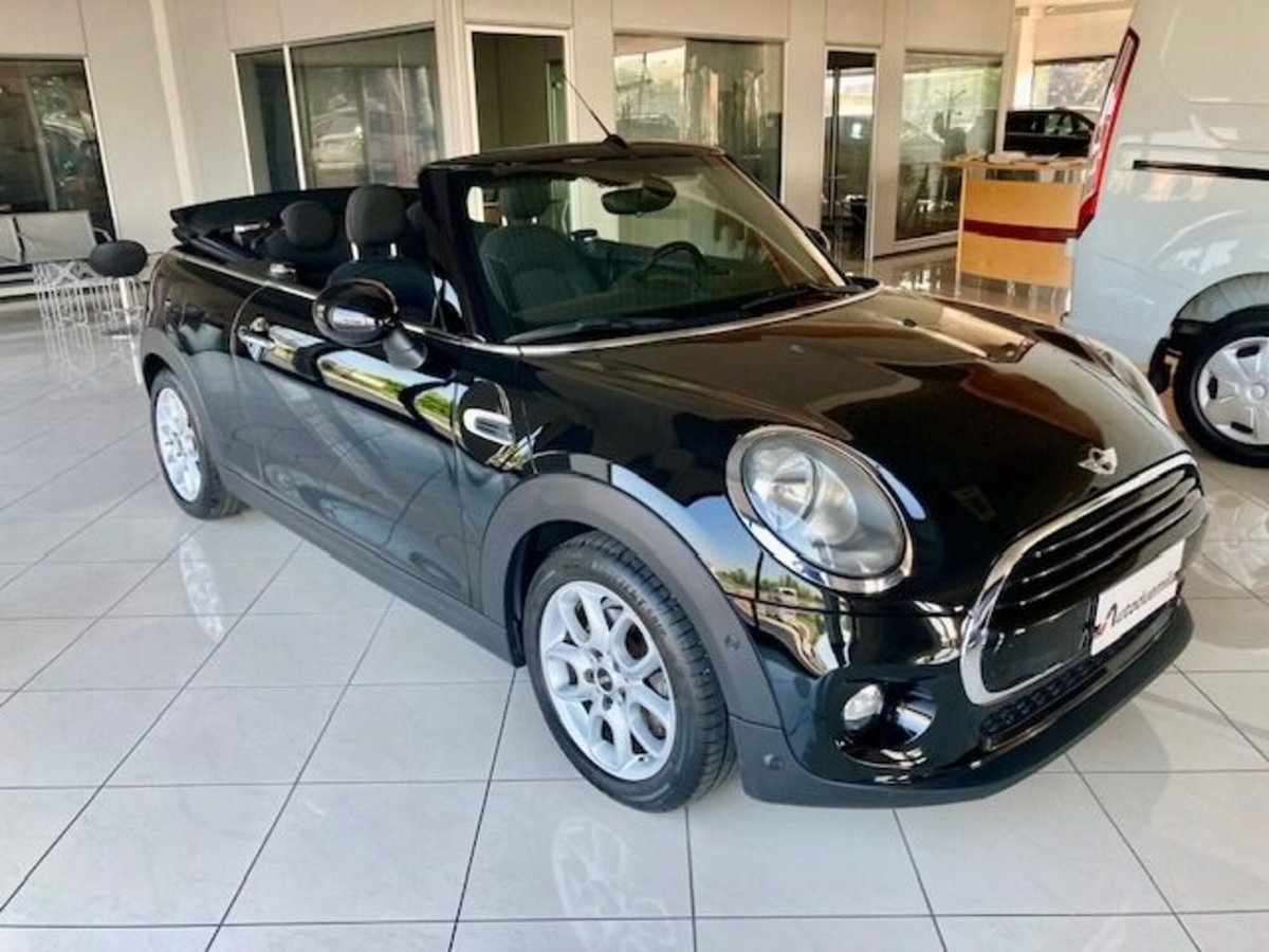 MINI Mini Cabrio 1.5 Cooper Cabrio (3)