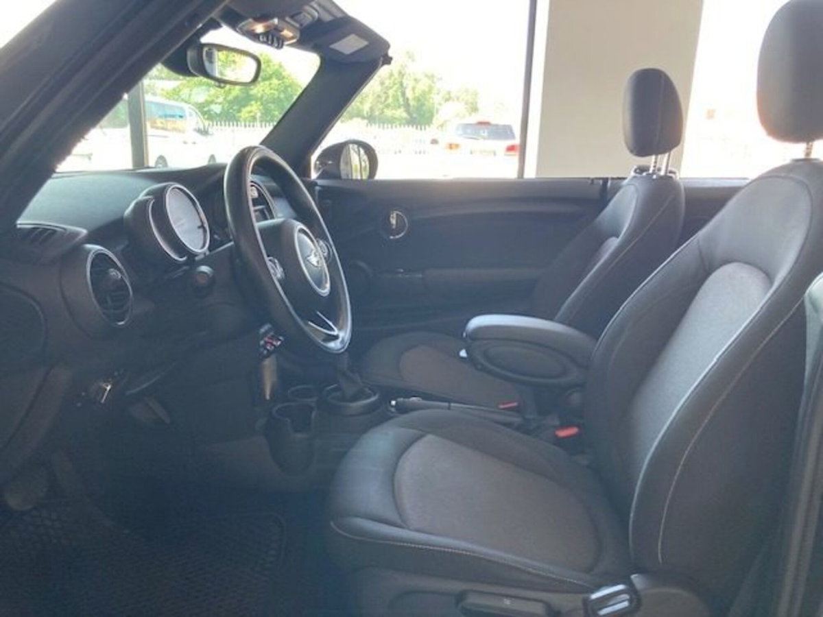 MINI Mini Cabrio 1.5 Cooper Cabrio (9)