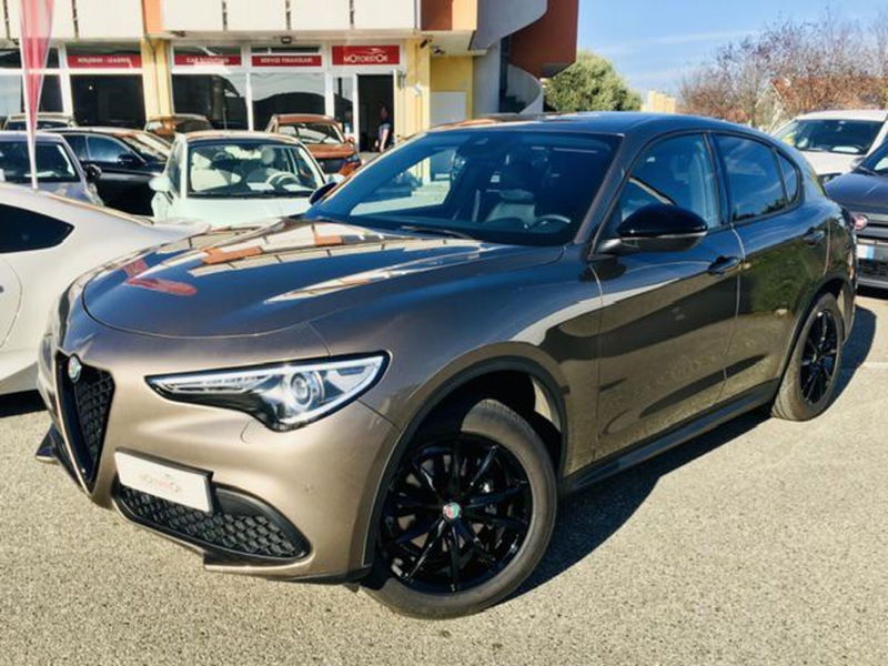 Alfa Romeo Stelvio Stelvio 2.2 Turbodiesel 210 CV AT8 Q4 Executive