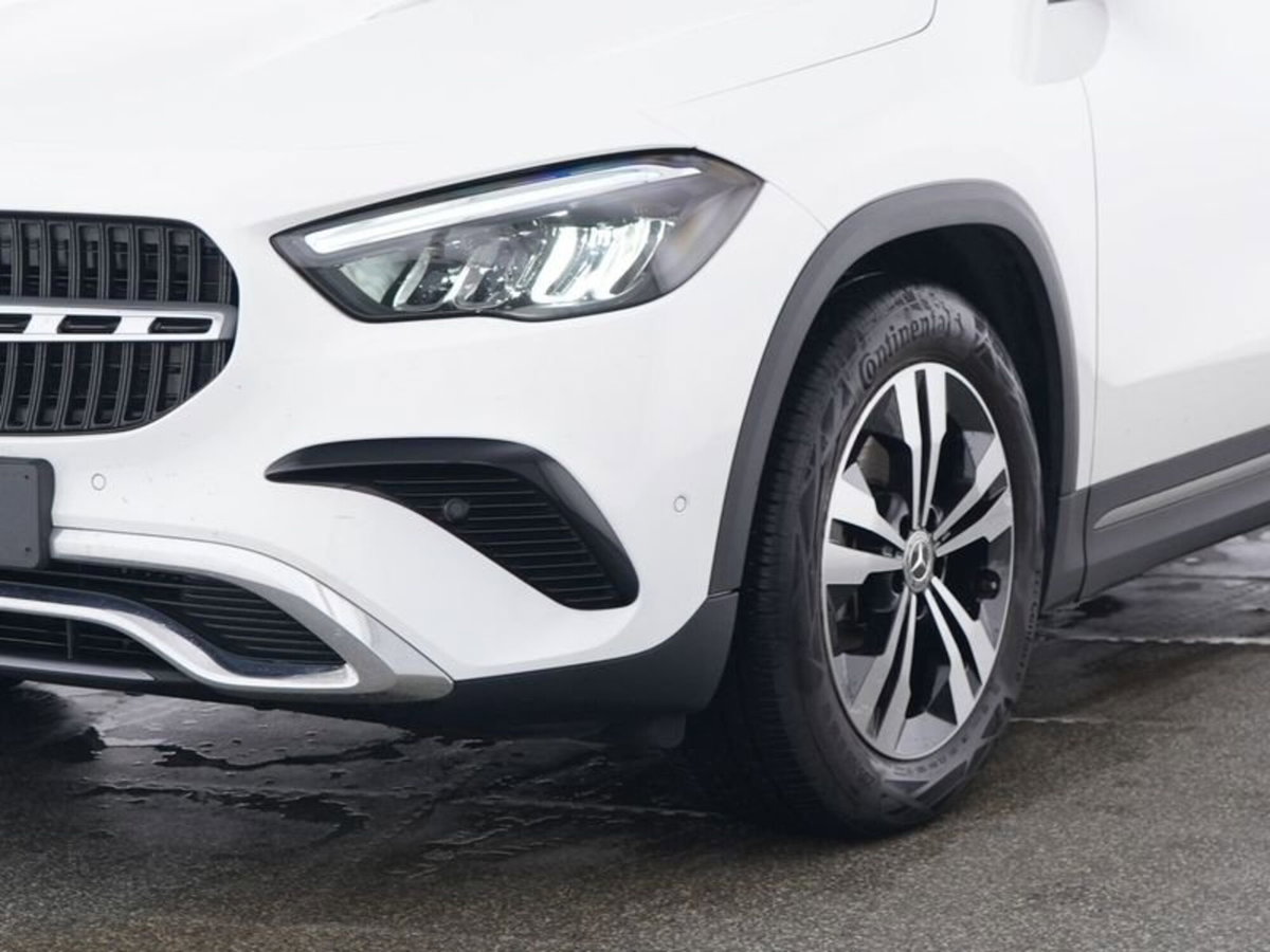 Mercedes-Benz GLA SUV 180 Progressive Advanced Plus auto (3)