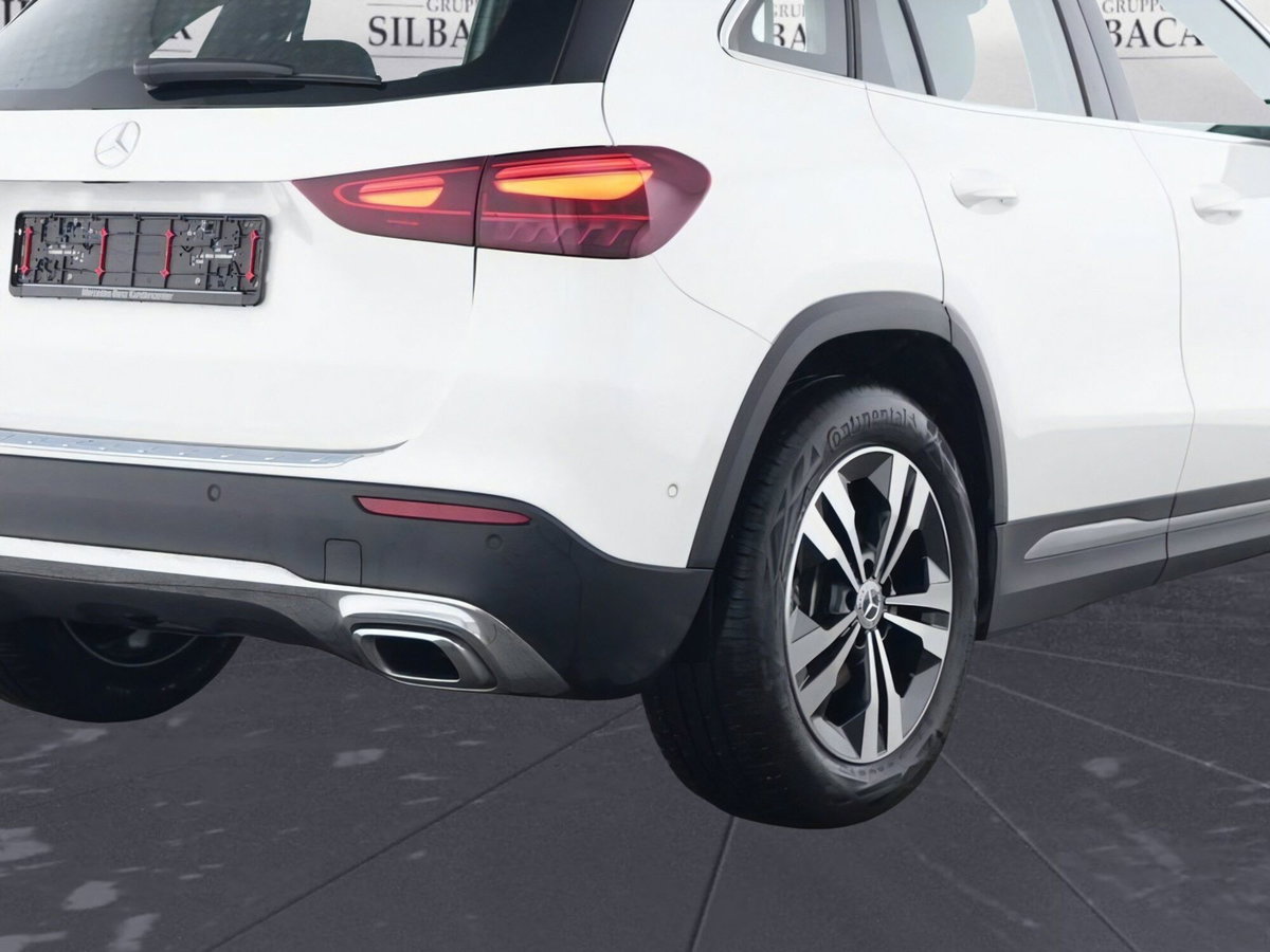 Mercedes-Benz GLA SUV 180 Progressive Advanced Plus auto (9)