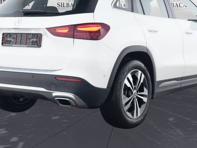 Mercedes-Benz GLA SUV 180 Progressive Advanced Plus auto (9)